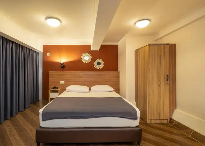Superior Queen Room